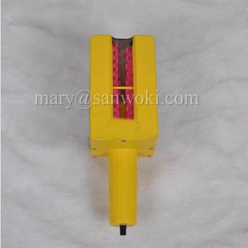 Professional electric goji berries fruit picker wolfberry harvester without battery Chinese Wolfberry picking plucking machine