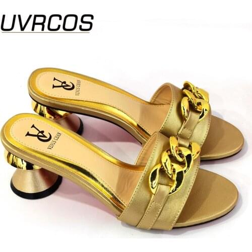 Flexible Arrival Italian Shoes for Wedding Women Ladies Shoes and Sandals Nigerian Women Party Pumps Decorated with Rhinestone