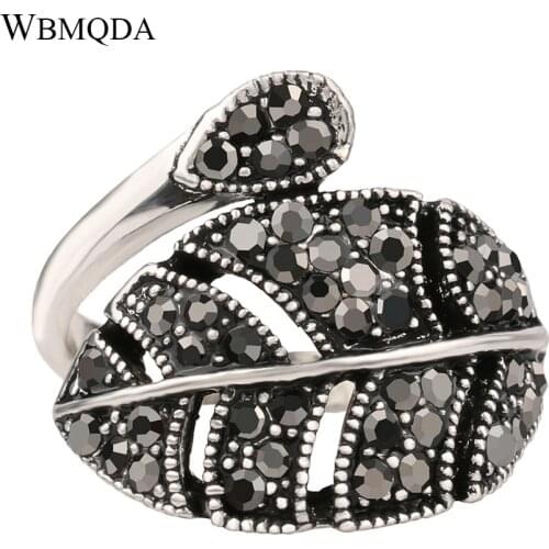 Hot 2018 Vintage Hip Hop Hollow Leaf Feather Pattern Black Crystal Open Rings For Women Fashion Party Jewelry Love Gifts