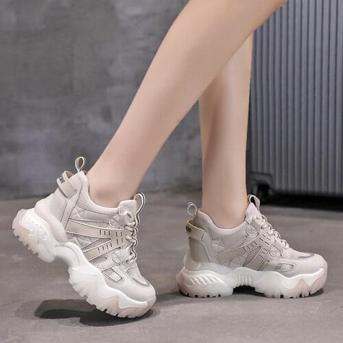 2021 Chunky Sneakers High Heel 8 CM Women Autumn Thick Bottom Platform Sneakers Height Increasing Woman White Casual Shoes