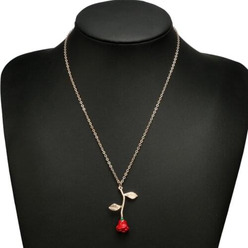 Lovely Ladies Necklace Pendant Rose Metal Necklace Long Gold Color Necklace Birthday Gift Appointment Wear Jewelry