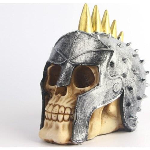 BUF Skull Statue With Warrior Helmet Resin Crafts Gothic Style Home Decoration Sculpture Halloween Party Decor Ornaments Gifts