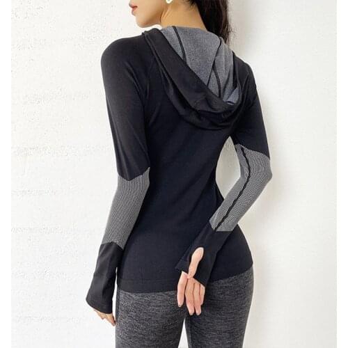 Zhangyunuo Hooded Yoga Crop Tops Women Gym Top Fitness Sport Lumbar Dry Fit Active Sports Wear Women Thumb Button Yoga Shirt