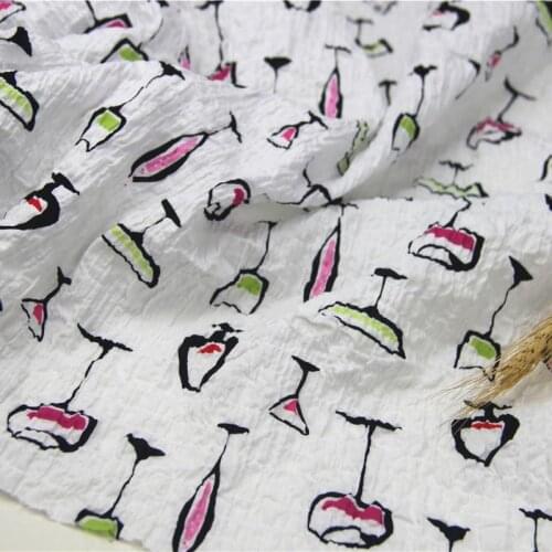 100% Cotton Seersucker WHITE Winegrass Printed Stretchy Fabrics Thin for Summer Clothes Dress Skirt Blouse Shirt Craft Tissue
