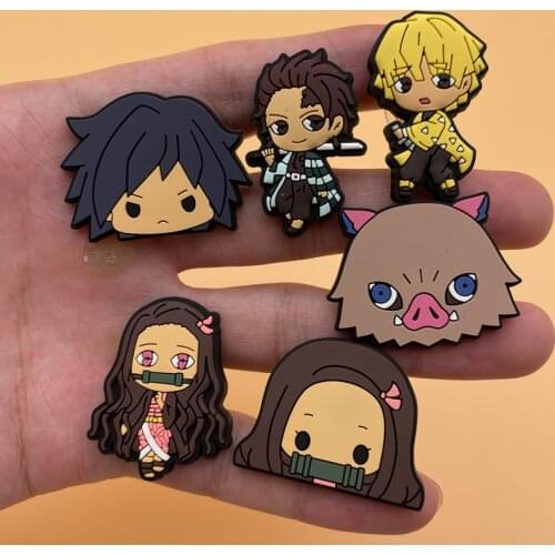 1Pcs Cartoon Character PVC Shoe Charms Children Shoes Decoration Accessories Pig Head Girl Children Party Gift 1P-12L-1