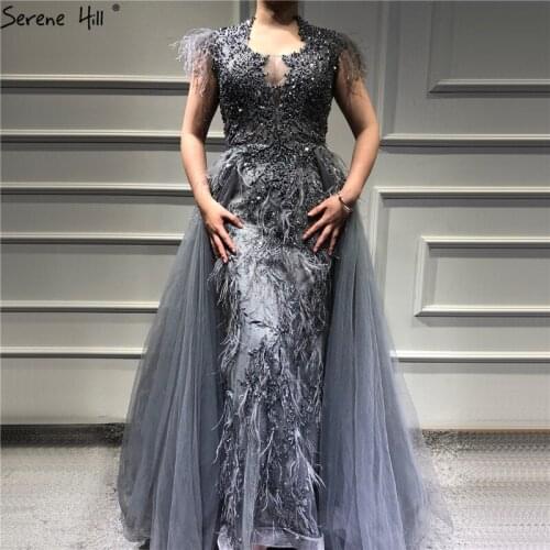 Serene Hill Dubai Grey Sleeveless Tulle Evening Dress Lastest Design 2021 Crystal Feathers Luxury Formal Party Gown CLA70020