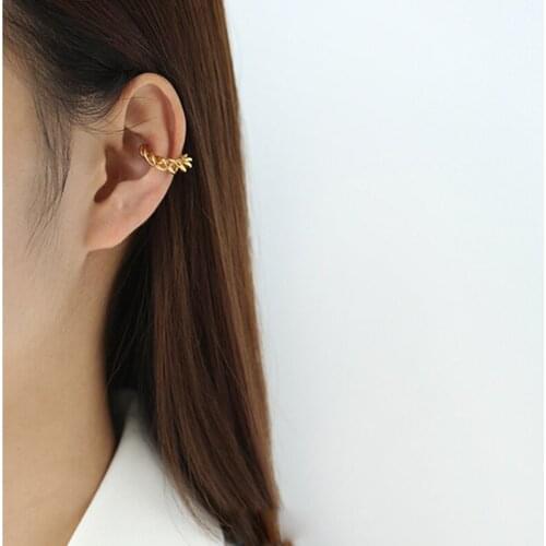 GSOLD Simple Twisted C-Shaped Ear Cuff Geometric Irregular Line Hollow Ear Clip Without Pierced Ear Bone Clip Women Jewelry 2020