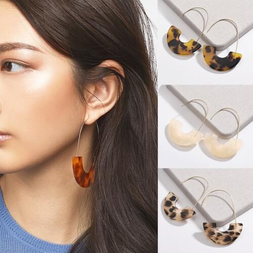 Beautiful Earring 1Pair 7 Colors Resin Acrylic Korean 2018 New Arrival Allergy Free Special Design Multi-color Jewelry Seaside