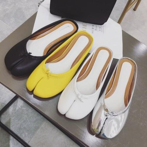 Summer flat cloven toe mules women new soft leather split toe slippers lady shoes tabi ninja slides japan brand design flipflops