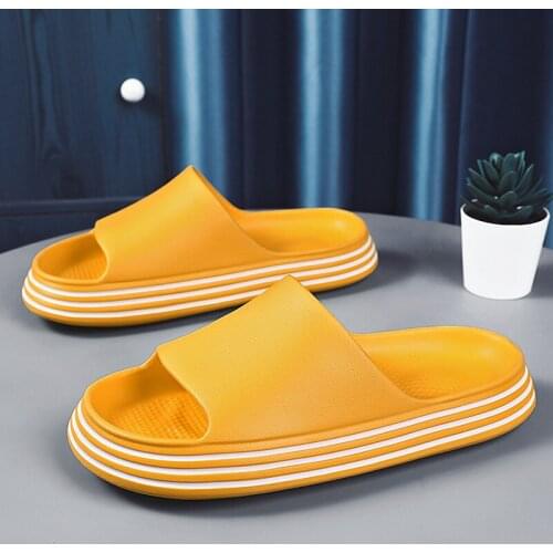 Womens Summer Slippers Thickened Soft Sole One Word Cool Slippers Comfortable Wear-Resistant Non Slip Bathroom Slippers 35-40