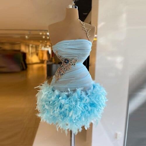 Sky Blue Feathers Short Cocktail Dresses Beaded Crystals Mini Prom Dress Celebrity Girls Party Gowns For Birthday Photo Shoot