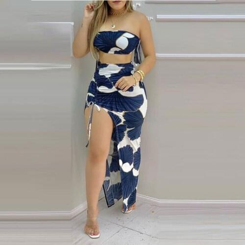 2021 Summer Womens Sexy Beachwear Two-Piece Strapless Backless All-round Printed Tube Top and Drawstring High Slit Skirt Set