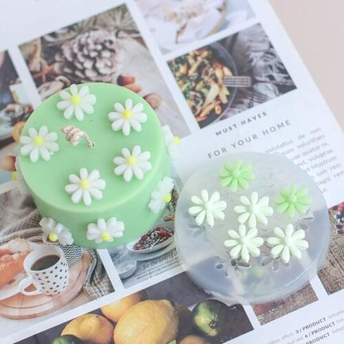 Sunflower Silicone Soap Mold Mini Flower Aromatherapy Candle Mold Diy Aromatherapy Plaster Decoration