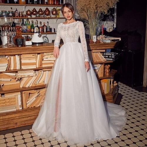 Chic A-Line Tulle Wedding Dress Plus Size Long Sleeve Boho 2021 Scoop Neck Lace Backless Sweep Train Bridal Gowns