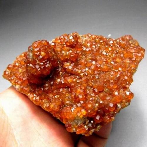 243g Spessartine Garnet on Matrix - crystals and stones healing Mineral specimen Home Decor feng shui decoration