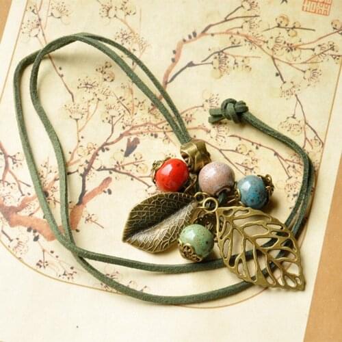 30 piece/lot Hollow Leaf Necklaces Women Leather Choker Ceramic Beads Pendants Leaves Charm Rose Flower Sweater Chain Jewelry