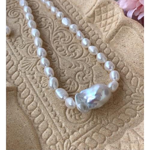 New sleek minimalist natural freshwater pearls irregular 15-26MM Baroque pearl 8-10necklace