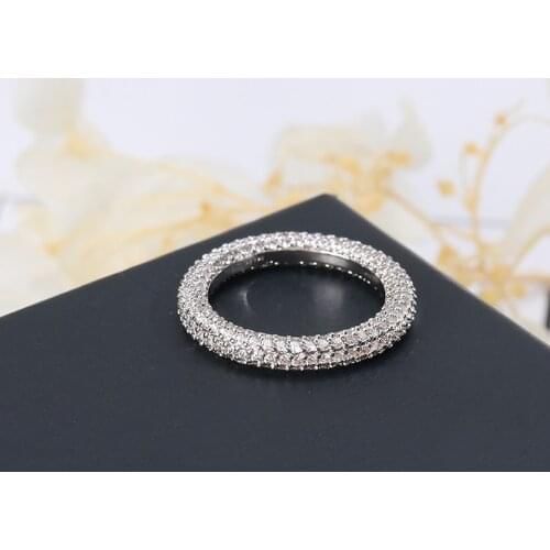 Luxury Design Wedding Ring For Women Lovers Simple Shiny Full Cubic Zirconia Silver Color Exquisite Rings Fashion Jewelry Zk30