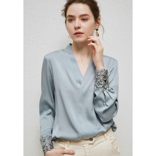 Shirt womens long sleeve loose mulberry silk V-neck top womens base shirt 2020-05
