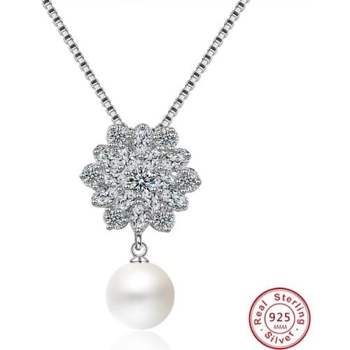 Luxurious 100% 925 sterling silver White Pearl Pendant Necklaces With Crystal Snowflake Lattice Chain Necklace Chains Wholesale