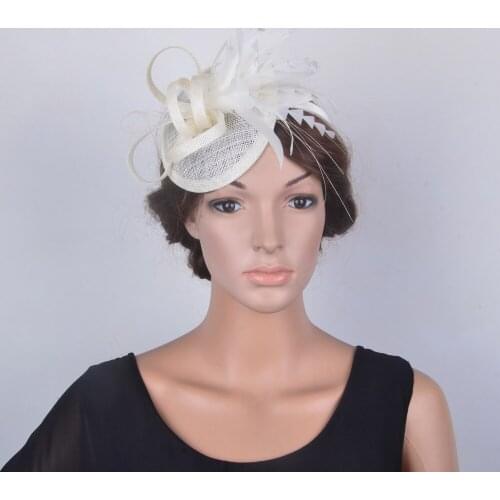 NEW Cream/ivory sinamay feather fascinator bridal fascinator hair accessory for Kentucky derby and wedding . FREE SHIPPING