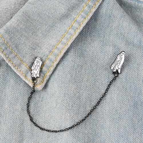 XEDZ Jewelry Beetlejuice No Feet Pin Ghost Brooches Lapel pins Halloween jewelry Gothic jewelry for Men Women Unisex