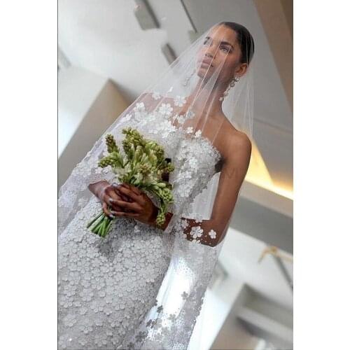 2018 Bridal Veil White/Ivory 3m Long Wedding Veil Mantilla Wedding Accessories Veu De Noiva With Lace Flowers beadwork MD3053