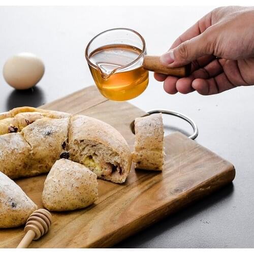 Creative glass milk jug small milk cup wooden handle milk jug milk cup dipping saucer seasoning western food juice bucket