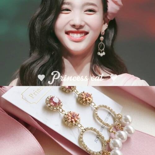 Kpop TWICE Lim Na Yeon same Elegant Shiny Rhinestone Earrings Drop Earrings for Women Long pearl Tassel Dangle Earrings Jewelry