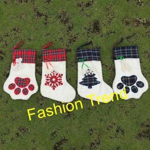 40pcs/lot free shipping 2018 new style good quality 4 styles mixed monogram sherpa Christmas paw stocking kids candy gift bags