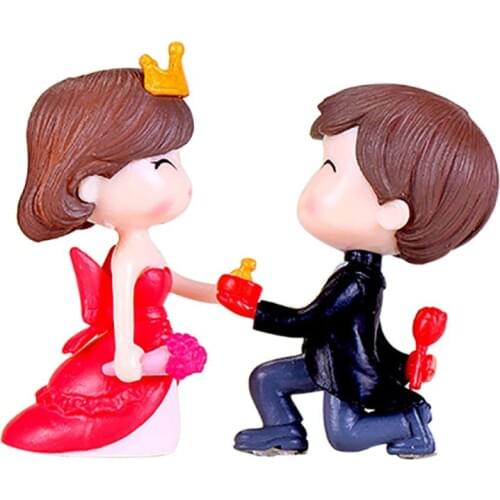 One Size Romantic Couples Figurines Fairy Garden Miniatures Ornaments PVC Cute Boy And Girl Lovers Kiss Wedding Dolls For Garden