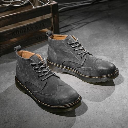 New Winter Boots Men Waterproof Mens Boots Warm Comfortable Men Winter Shoes High Top Leather Ankle Boots Mens Winter Sneakers