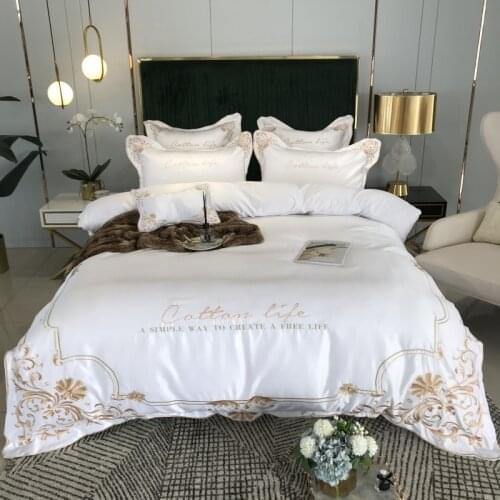 2020 Glossy Satin Cotton Classic Bedding Set Golden Embroidery Duvet Cover Set Bed Sheet Pillowcases Queen King Size 4pcs