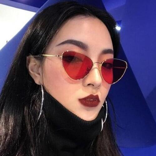 2019 Vintage Sexy Ladies Cat Eye Clear Sunglasses Women Fashion Eyewear Metal Alloy Frame Sun Glasses for Female UV400