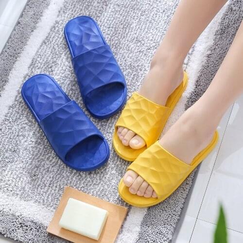 New Fashion Bathroom Non-slip Flip Flops Simple Plaid Pink Couples Indoor Soft Home Beach PVC Summer Cool Men Women Slippers