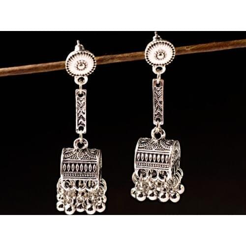 Ethnic Women Silver Color Dangle Earrings Jhumka Indian Earrings Vintage Geometric Carved Earring Tassel Palace Orecchini Donna