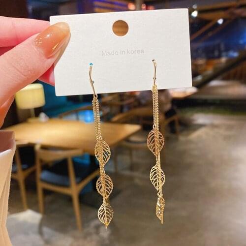 Earrings Fashion 2020 Trend Minimalist Jewelry Tassels Piercing Long Gold Hanging Unusual Leaves Pendants Chain Womens earring