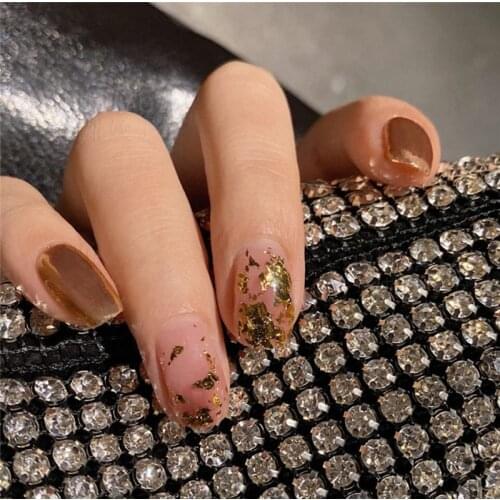 Bronze-coloured with gold foil decoration fake nails Japanese cute short size false nails french 24pcs with glue lady full nails