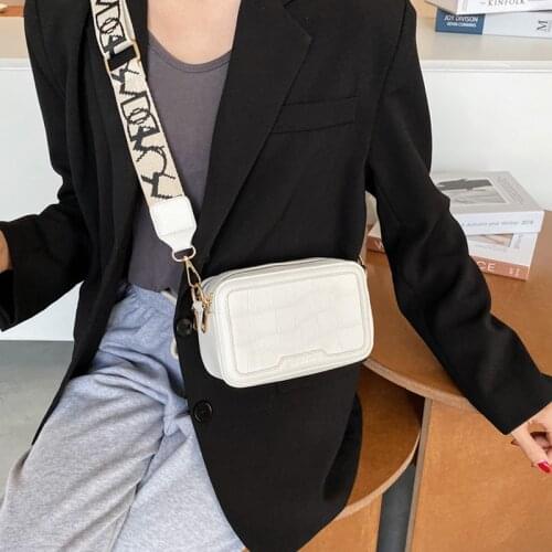 Queenie Fashion Bag Crocodile Pattern Stone Grain PU Leather Camera Bag Flap Crossbody Shoulder Bag Purses Luxury Design
