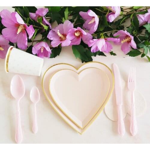 Love Heart Wedding Party Disposable Tableware Set Valentines Day Pink Cups Plates Tableware for Wedding Birthday Party Supplies