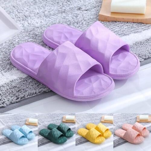 New Home Slippers Home Slippers For Women Men Couple Summer Indoor Bathroom Slippers Casual Women Beach Shoes