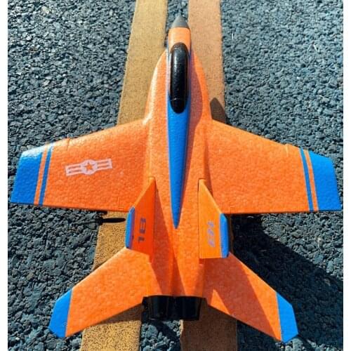 F-18 2.4GHz EPP RC Fighter Control Glider Ruggedness Inertial Foam Airplan Toy FX828 Aircraft Model Outdoor Education Toys