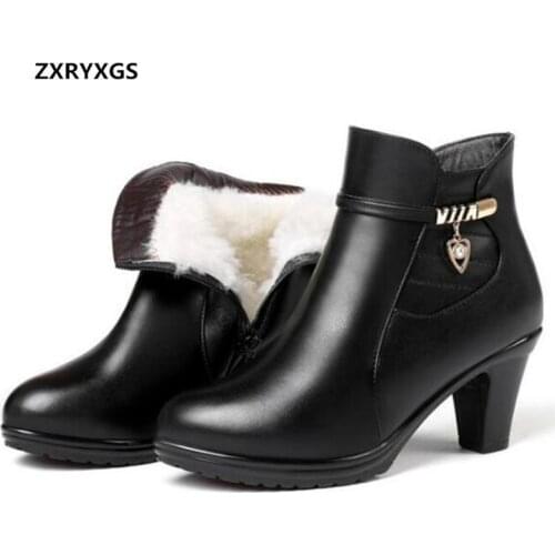 2020 New Fashion Winter Boots Warm Plush / Wool Snow Boots For Women Shoes Thick Heel Real Leather Boots Women Boots Plus Size