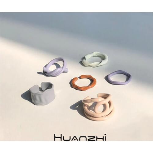 HUANZHI 2020 New Korean Minimalist Individuality Irregular Geometric Twist Color Drip Glaze Rings for Women Girls Party Jewelry