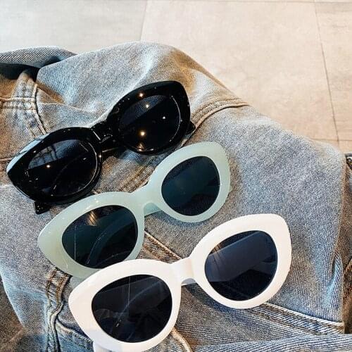 1PC Ins Popular Fashion Cat Eye Women Sunglasses Retro Jelly Color Shades UV400 Eyewear Men Big Frame Sun Glasses Driver Goggles