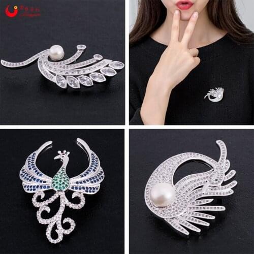 MZC Zircon Peacock Brooch Hummer Wood-nymph Broches Freshwater Pearls Femme Corsage Lapel Pin for Women Wedding Party Gifts