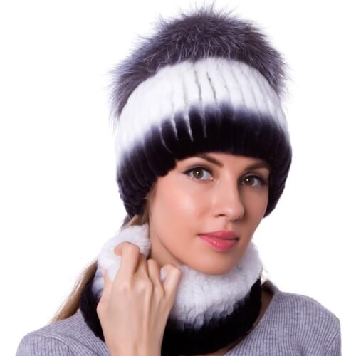 Topfurmall Women's Hats With Pompoms