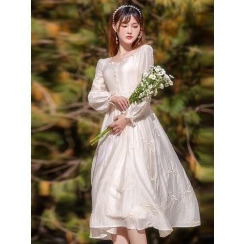 2021 Autumn new French gentle sweet slim Vintage embroidered Square Neck Long Sleeve Dress