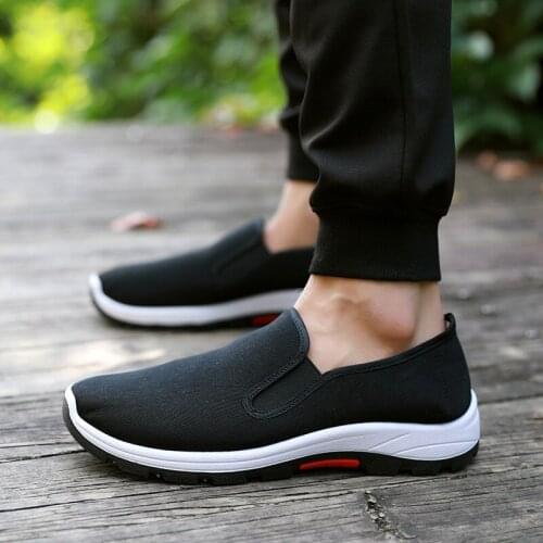 OLOMM 2019 mens lightweight casual shoes soft wear-resistant hiking shoes thick-soled outdoor non-slip work shoes DD-29