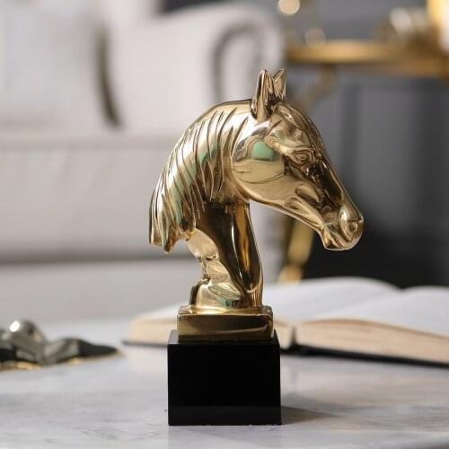 Home Decor Accessories Golden Horse Head Figurine With Black Crystal Base For Living Room Ornament Objects Brass Art Sculpture